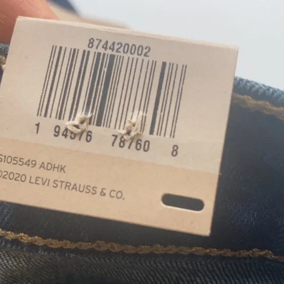 Offer$40 Levi’s workwear jean straight leg opening to fit over a boot 36 x 36