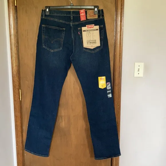 Offer$40 Levi’s workwear jean straight leg opening to fit over a boot 36 x 36