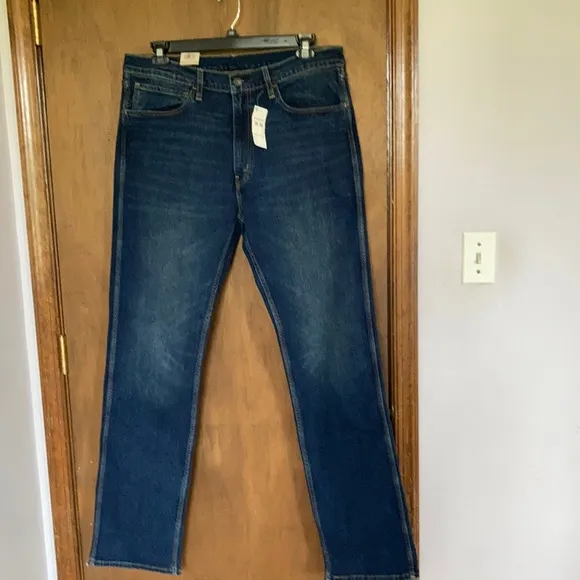Offer$40 Levi’s workwear jean straight leg opening to fit over a boot 36 x 36