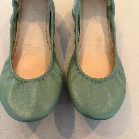 Olive Tieks Leather Flats