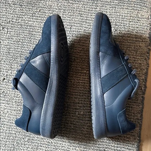 Oliver Cabell Blue Suede Sneakers (Like NEW)