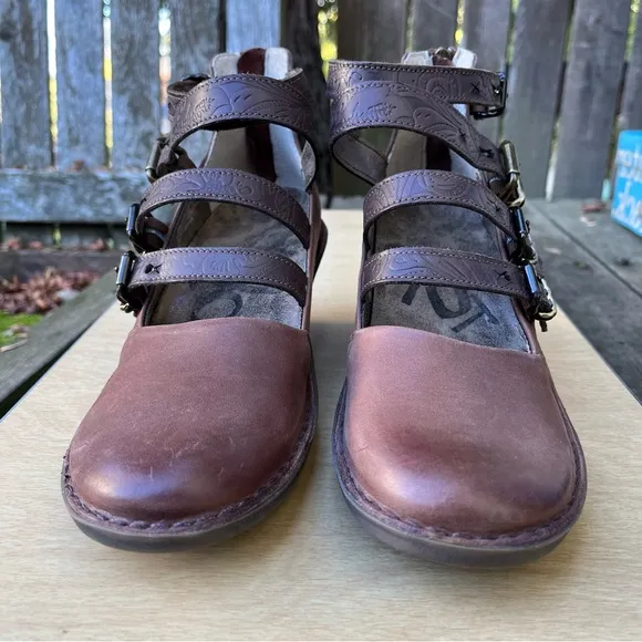 OTBT Acorn Biker Leather Wedge Shoes Sz 7.5M