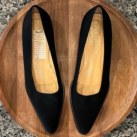 Oval Room Collection Pumps Black Block Heel Classic Vintage Pointed Toe✨EUC✨