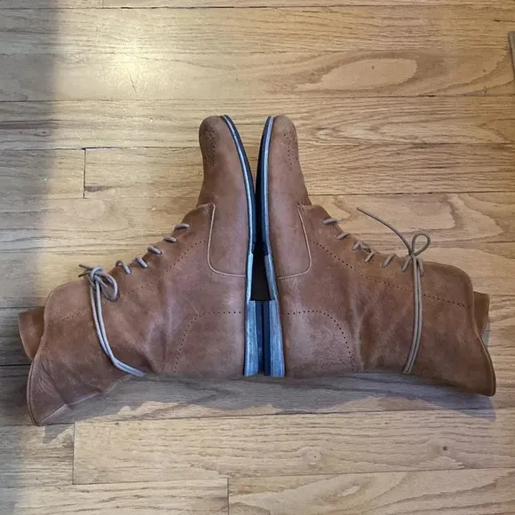 P. Monjo sz 39 leather lace up boots flat Made is Spain