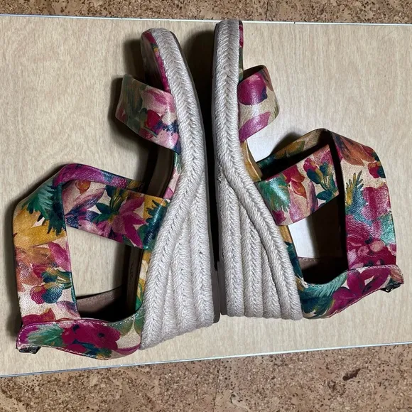 Patricia Nash Rubia Floral Espadrille Sandals In Sz 8