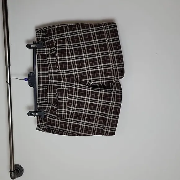 Patrizia Pepe Firenzi Brown and White Plaid Flat Front Shorts with Cuff