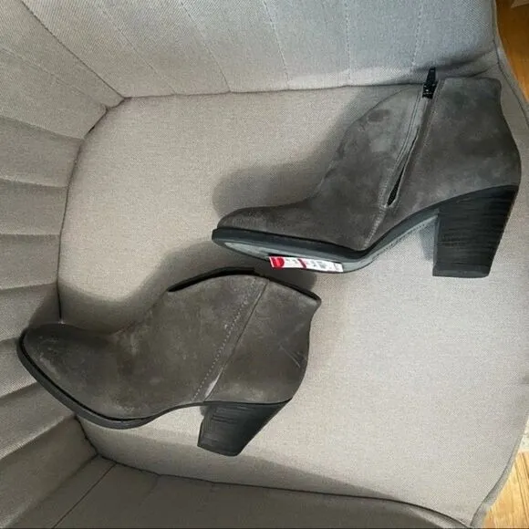 Paul Green Distressed Grey Western Scallop Boots