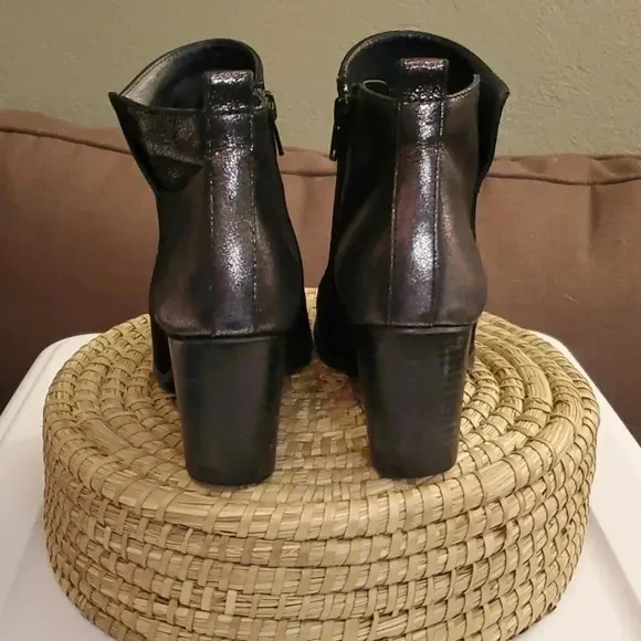 Paul Green leather and suede heeled ankle booties US size 6