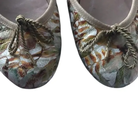 Paul Mayer Attitudes floral leather ballet flats multicolor Size 6