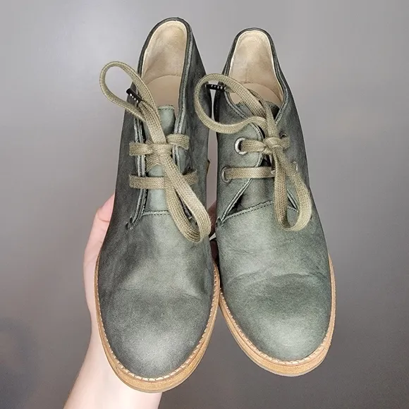 Peter Nappi Romeo Wedge Heeled boots in militare olive green leather lac…