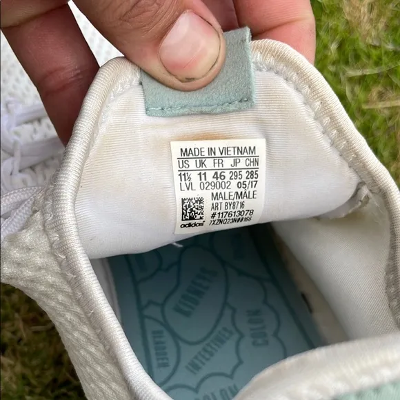 PHARRELL WILLIAMS HUMAN RACE