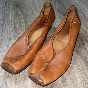 Pikolinos Leather Shoes (Ballet style toe) Size 8-8.5