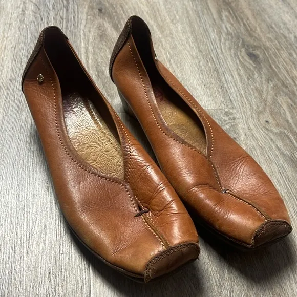 Pikolinos Leather Shoes (Ballet style toe) Size 8-8.5