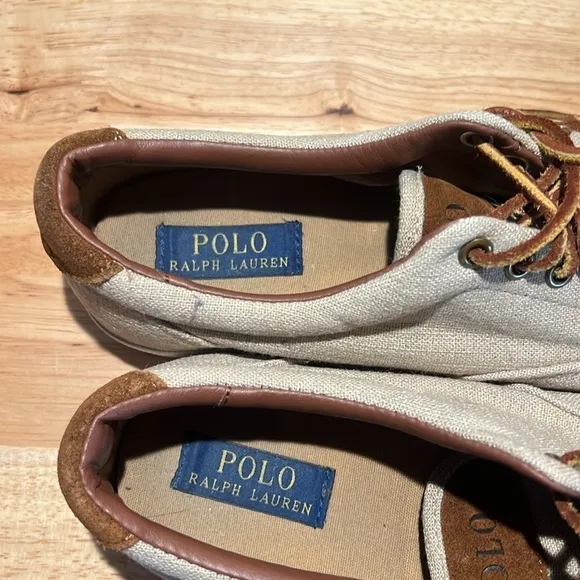 Polo Ralph Lauren men’s lace up shoes. Size 10D. Preowned. Good condition.