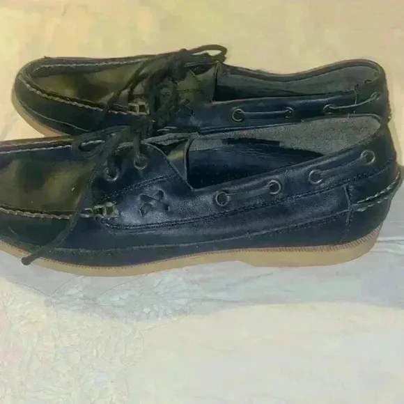 Polo Ralph Lauren men’s navy blue leather boat shoes