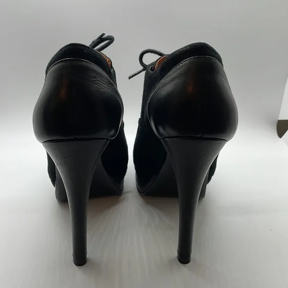 Pour La Victoire shoes size - 6.5