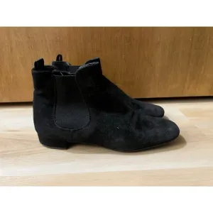 Prada Chelsea Boots Black Suede Size 37 Flat Ankle Boots