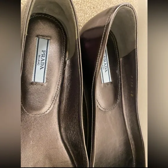 Prada Flats In Grey Silverish Patent Leather