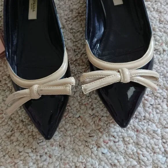 Prada Vernice Soft Patent Flats in Black/Nude size 36.5