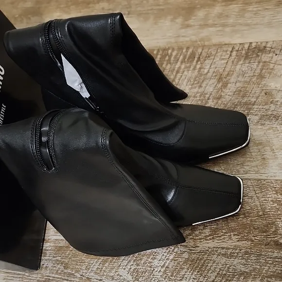 PrettyLittleThing Silver and Black Heeled Boots with Smooth Vamp