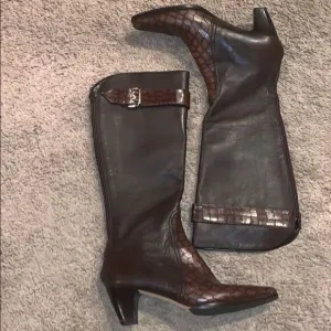 Prevata Brown Diana Leather Croc Heeled Boots