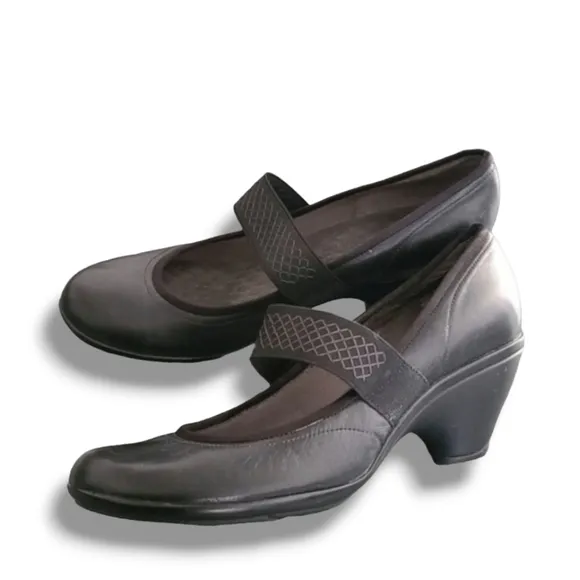 Privo Clarks Broom Mary Jane Wedge Heels 9.5 Black Leather Comfort Shoes