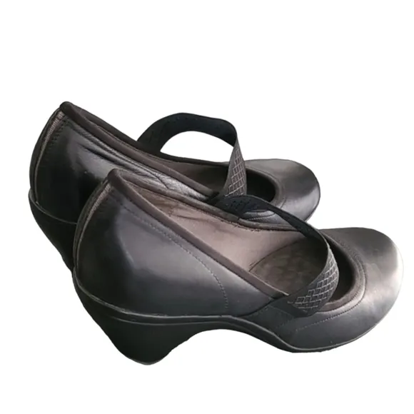 Privo Clarks Broom Mary Jane Wedge Heels 9.5 Black Leather Comfort Shoes