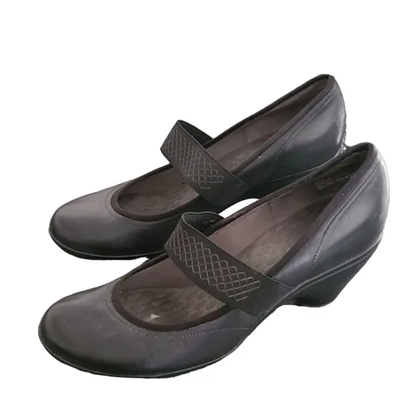 Privo Clarks Broom Mary Jane Wedge Heels 9.5 Black Leather Comfort Shoes