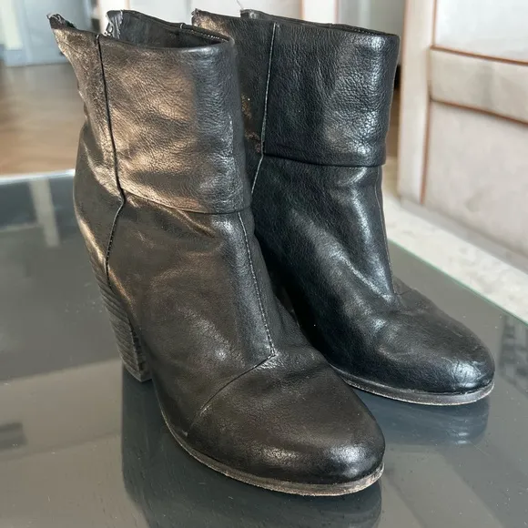 Rag &amp; Bone Classic Newbury Ankle Leather Booties