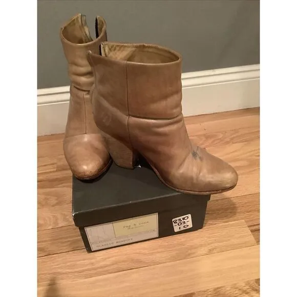 Rag and Bone Newbury Boots, Gray Leather , 40/10 Heeled Booties