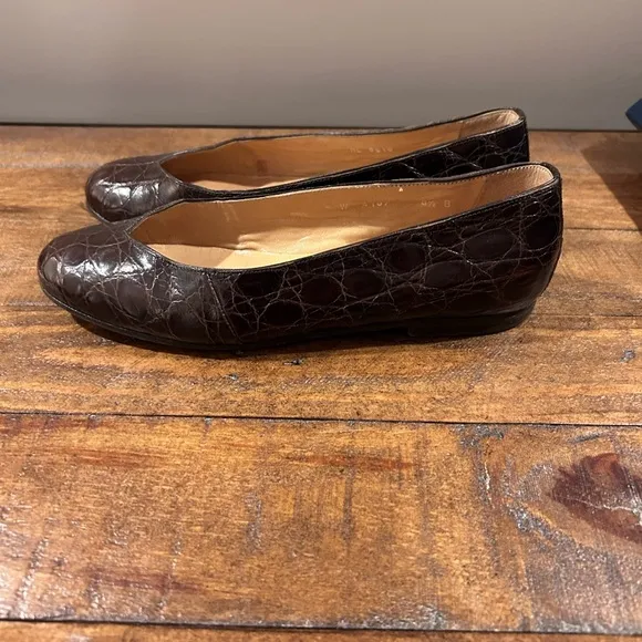 Ralph Lauren Brown Croc Embossed Leather Flats size 5 1/2 B-Box &amp; felt s…