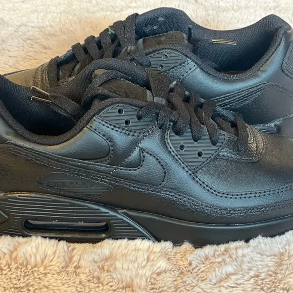Rare Nike Men's Air Max 90 Triple Black Leather Sneakers