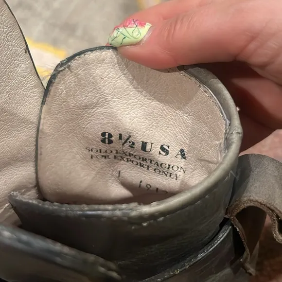 Rare SF brand gray buckle boot