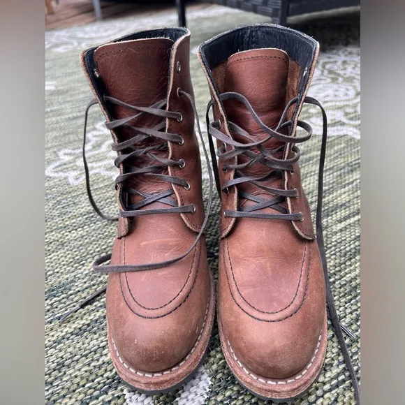 Red Wing Shoes Women’s CLARAWOMEN'S HEELED BOOT