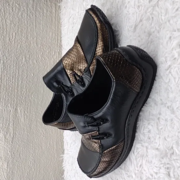 Rieker Antistress Celia Black Bronze  Snakeskin Leather Square Toe Loafer Shoe