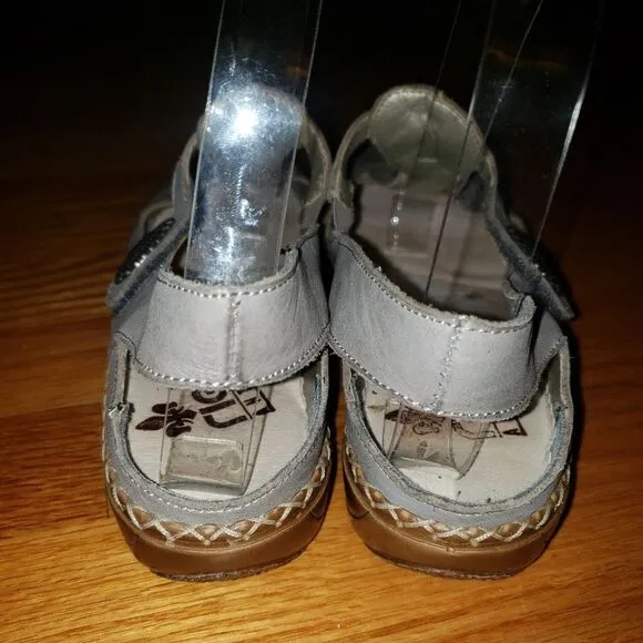 Rieker Antistress gray leather flats