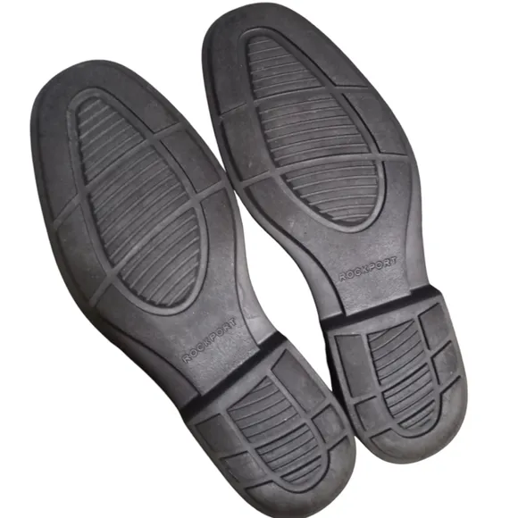 Rockport Men's Charles Road Slip-On Dress Shoe Size 6.5W NWOT