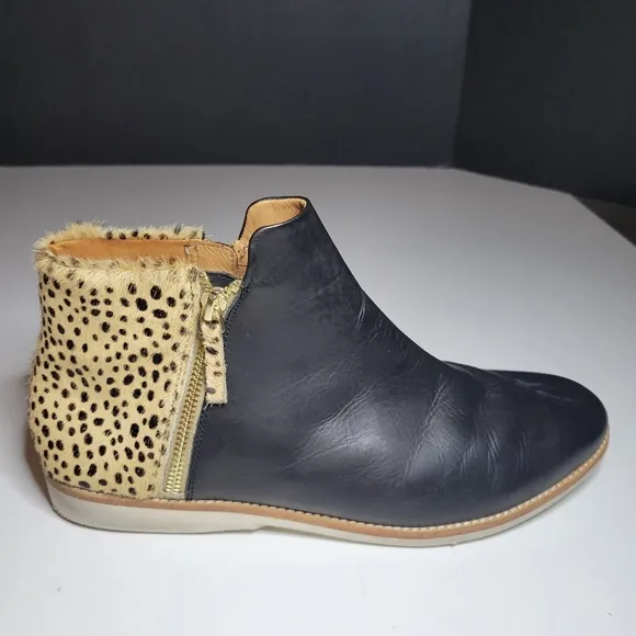 Rollie Women's 11.5 Australia Side Zip Ankle Boot Black Leather Cheetah Calf