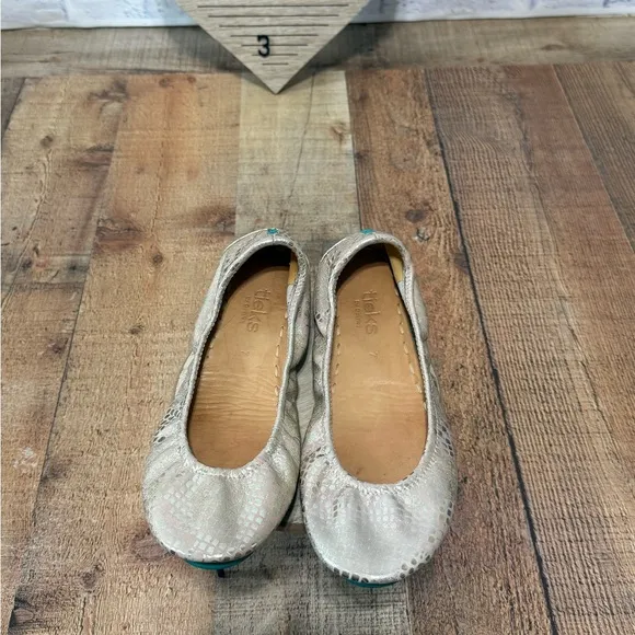 Romantic Blush Tieks by Gavrielli