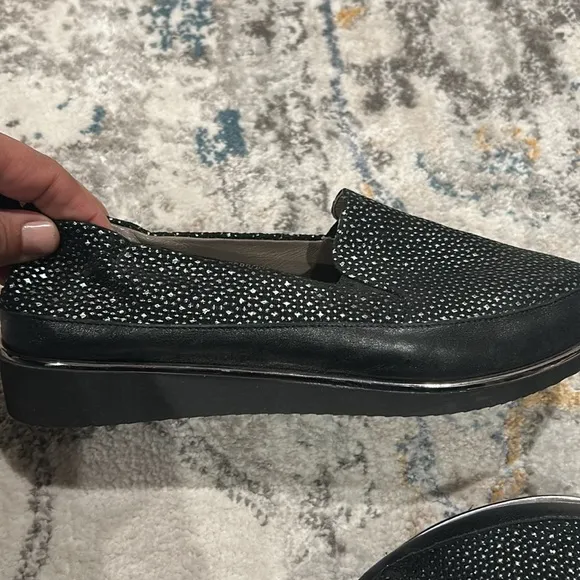 Ron White Niki Water Resistant Loafer women size 38