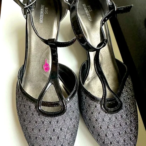 Ros Hommerson Black and Silver T-Strap Heidi Heels  Like New 10.5W