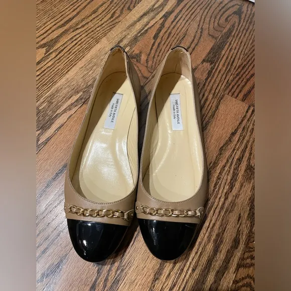 Saks Fifth Avenue Made in Italy leather ballerina flats