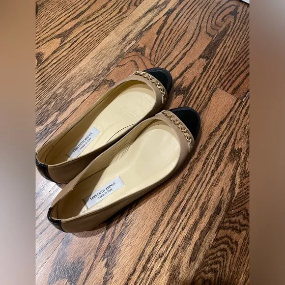 Saks Fifth Avenue Made in Italy leather ballerina flats
