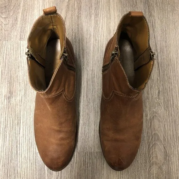 Saks Fifth Avenue Women's Size 8 Paris Booties Tan Leather Short Ankle Boots