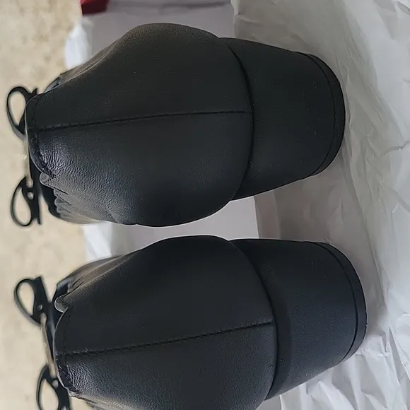 Salvatore Ferragamo Black Leather Flats