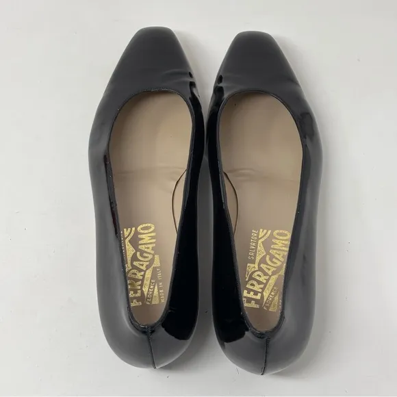 Salvatore Ferragamo Black Patent Leather Globe Flats Size 8AA
