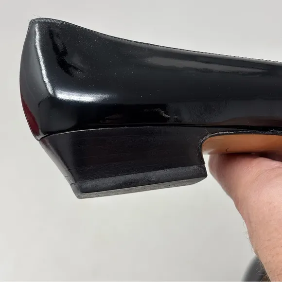Salvatore Ferragamo Black Patent Leather Globe Flats Size 8AA