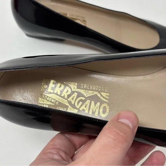 Salvatore Ferragamo Black Patent Leather Globe Flats Size 8AA