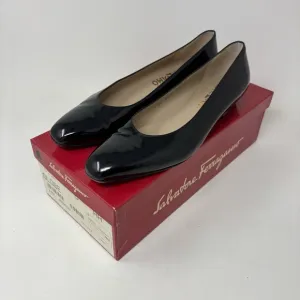 Salvatore Ferragamo Black Patent Leather Globe Flats Size 8AA