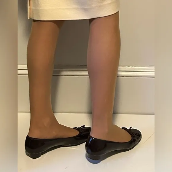 Salvatore Ferragamo Flats. Size 9